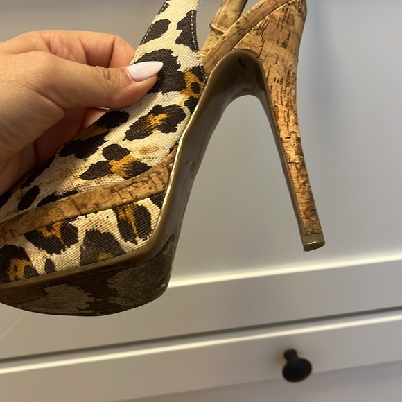 Leopard Heels / Cheetah / Guess - Picture 4 of 4
